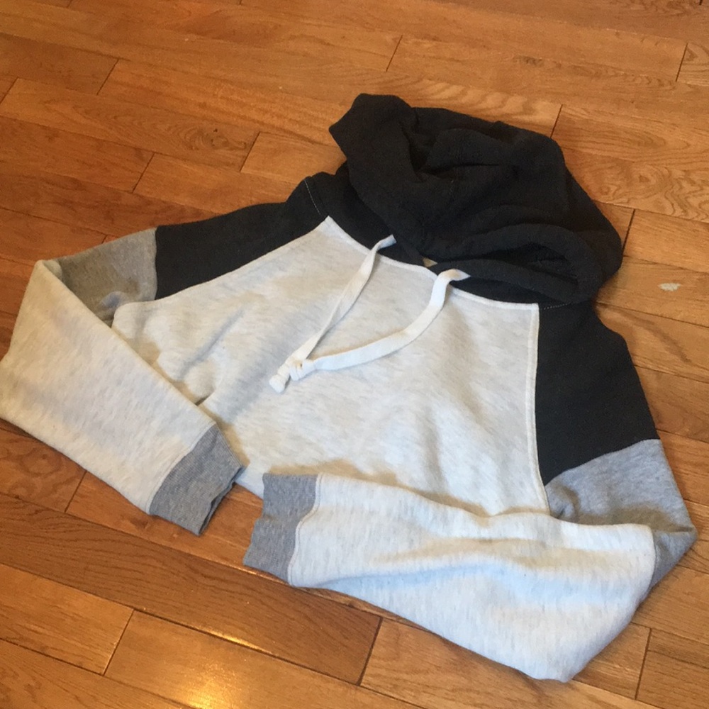 ❌SOLD❌ American Eagle Colorblock Hoodie
